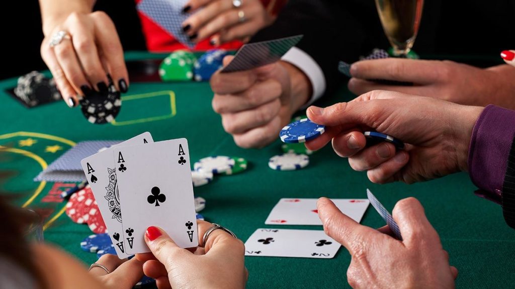 Особенности игры в покер для новичка
